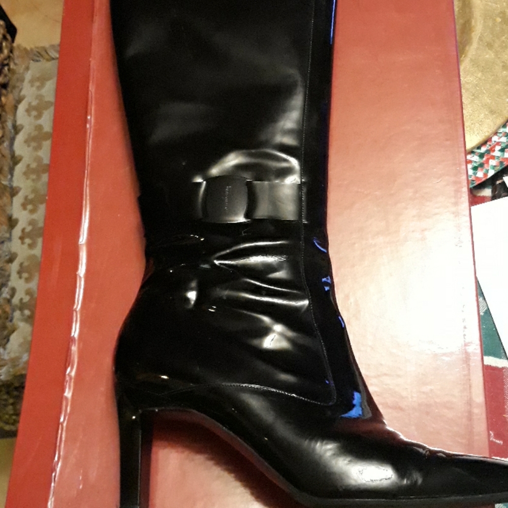 Boots - Picture 2 of 2
